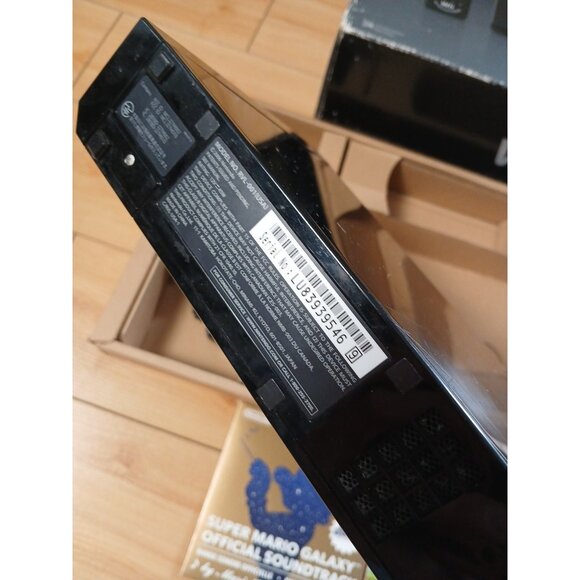 Nintendo Wii Holiday Bundle Super Mario Bro Console - Complete CIB - Tested - Picture 16 of 16